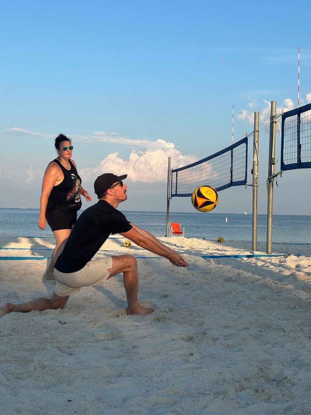 Tampa Beach Volleyball Group Classes All skill levels